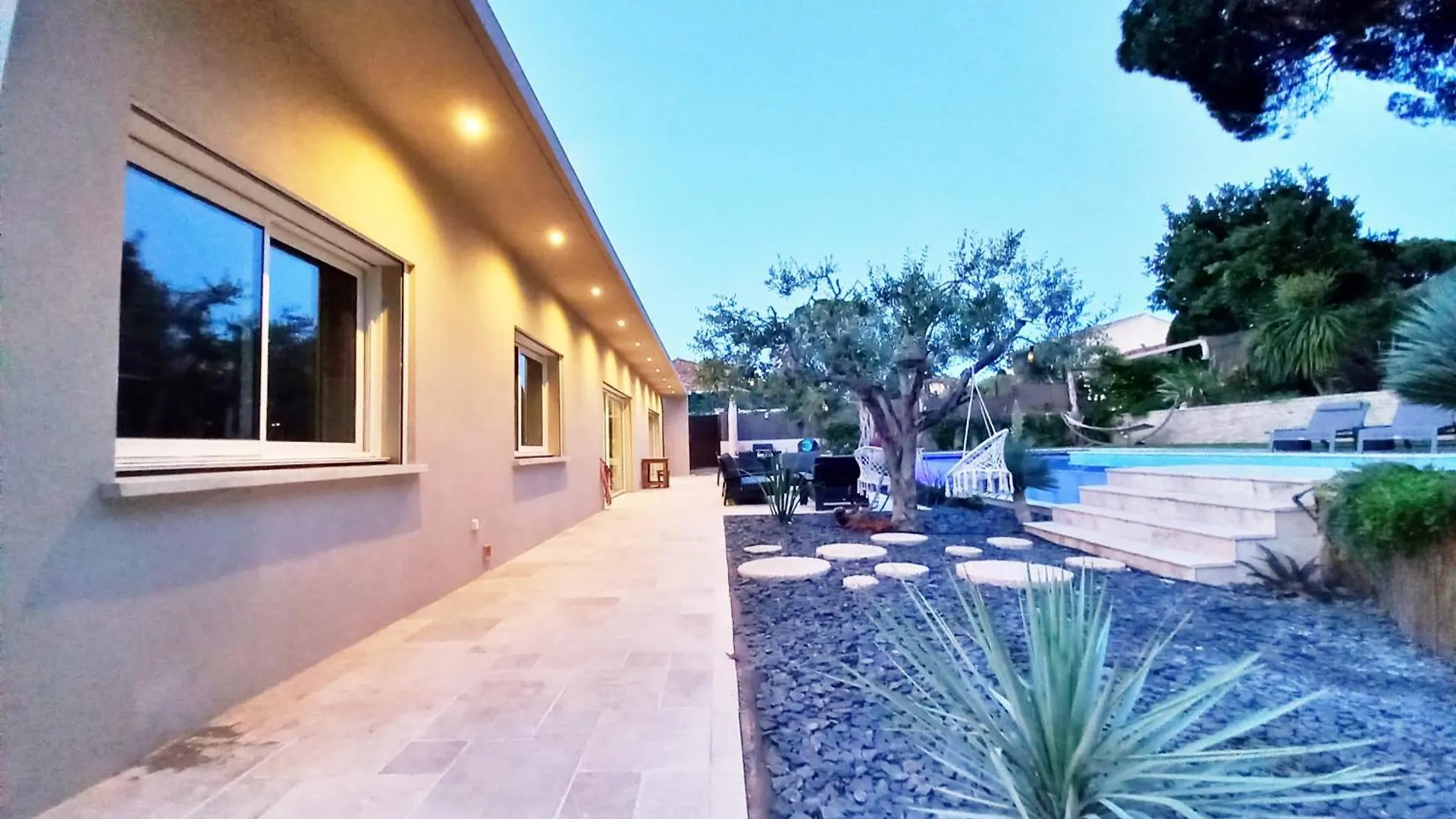 Villa Elegante Villa-Piscine-Petanque-Tout Confort Frejus France